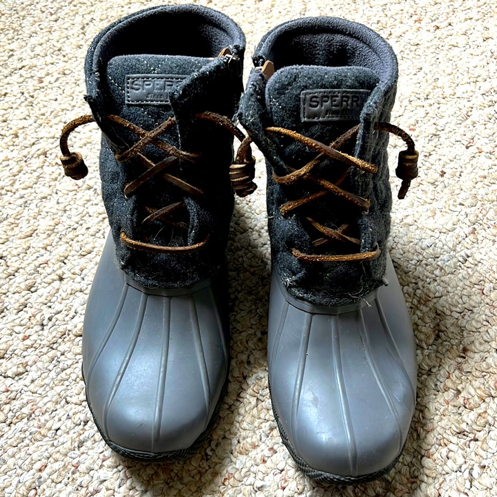 Sperry duck boots women’s 7